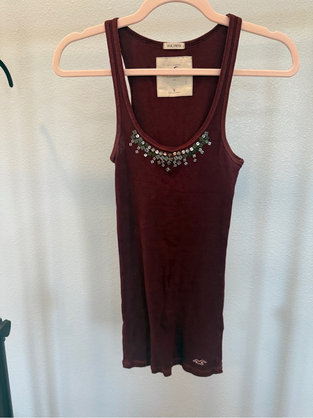 Hollister Burgundy Sequin Embellished Scoop Neck Tank Small